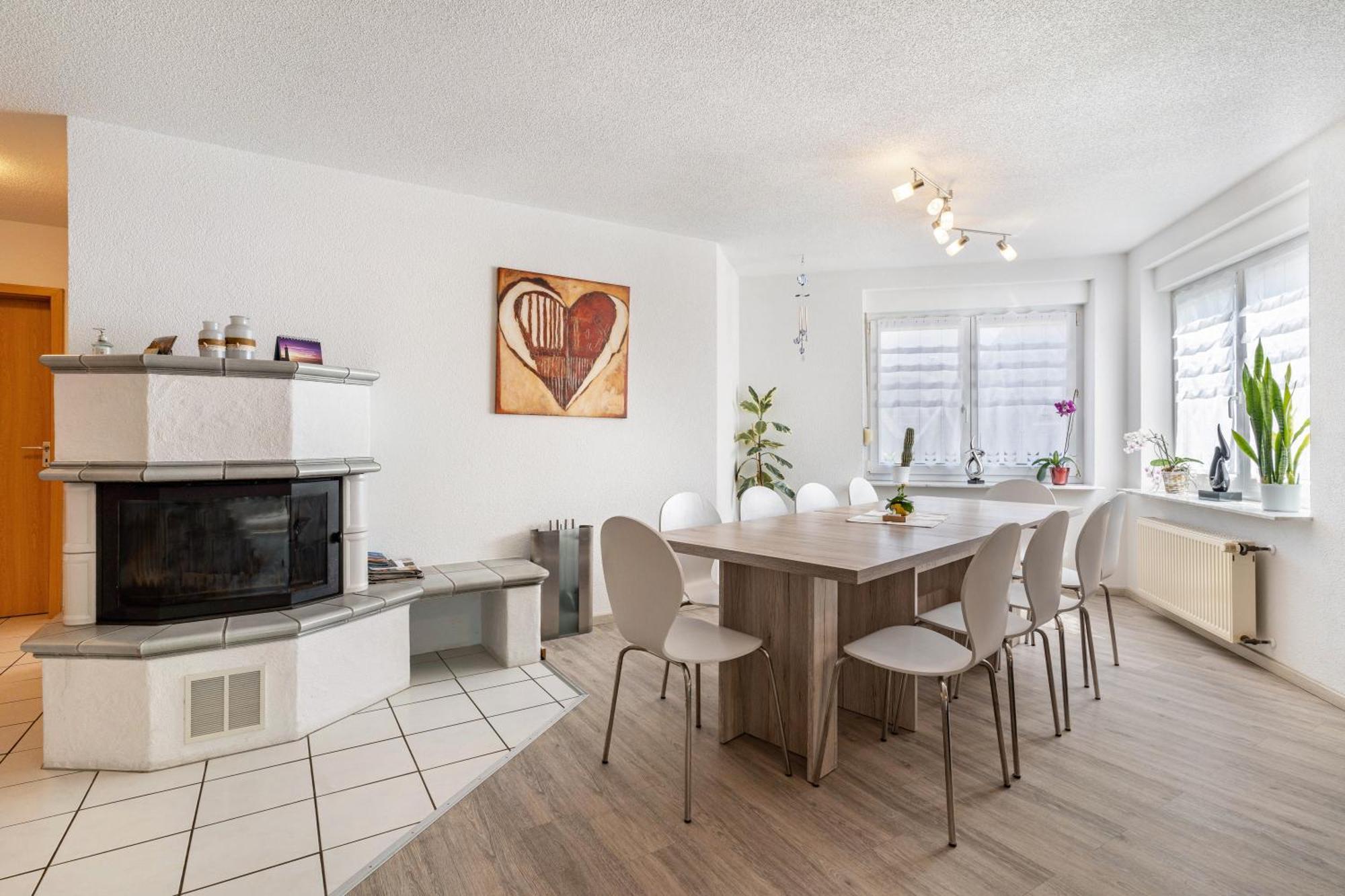 Ferienwohnung Leon คัปเพล-กราเฟินเฮาเซน ภายนอก รูปภาพ